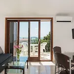 Apartments Brodarica Beach With Balcony Seaview * Brodarica (Sibenik-Knin)