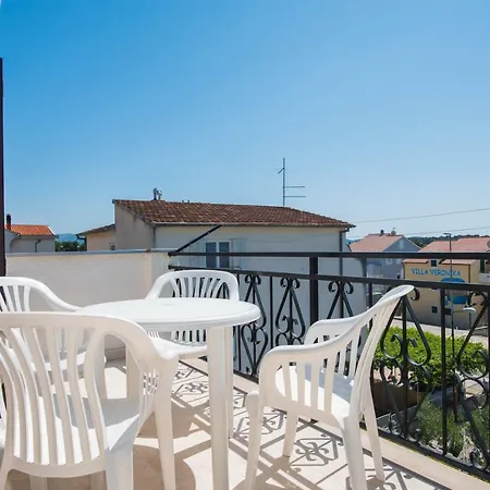 With Balcony Seaview Brodarica (Sibenik-Knin)