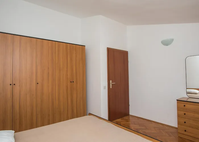 Apartman Apartments Brodarica Beach With Balcony Seaview *