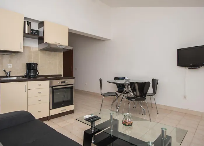 Apartman Apartments Brodarica Beach With Balcony Seaview *