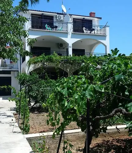 Apartman Apartments Brodarica Beach With Balcony Seaview *