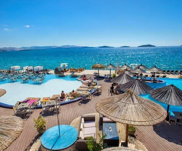 Apartamento With Balcony Seaview Brodarica (Sibenik-Knin)