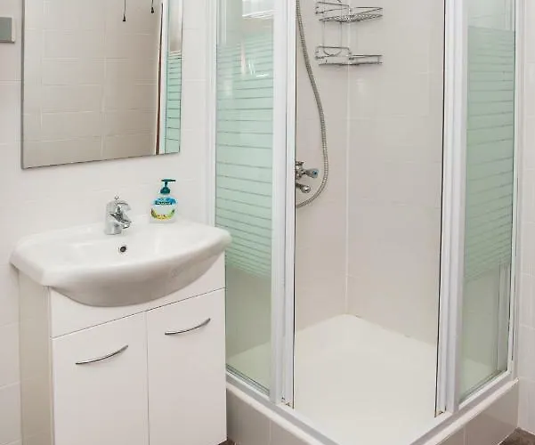 Apartments Brodarica Beach With Balcony Seaview Brodarica (Sibenik-Knin)